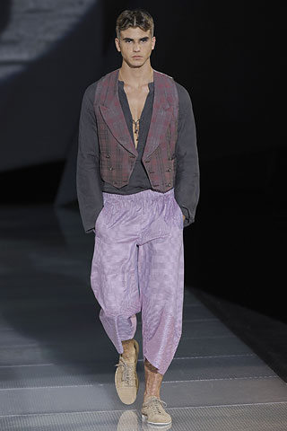 Giorgio Armani / - 2009